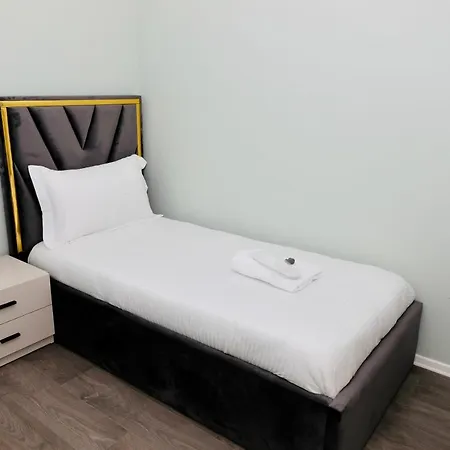 شقة Miku - Unique 3 Bedroom At Olympic