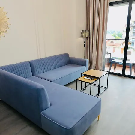 Miku - Unique 3 Bedroom At Olympic شقة *