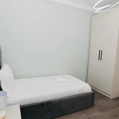 Miku - Unique 3 Bedroom At Olympic Apartment Tirana