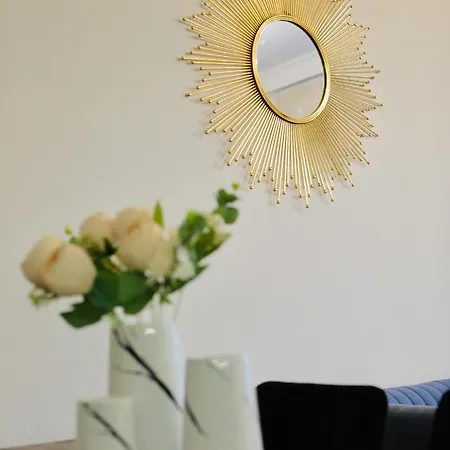 Miku - Unique 3 Bedroom At Olympic *