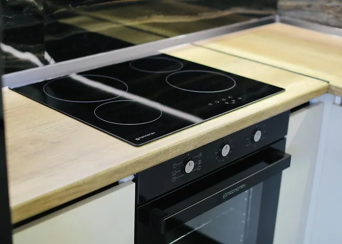 Miku - Unique 3 Bedroom At Olympic דירה *