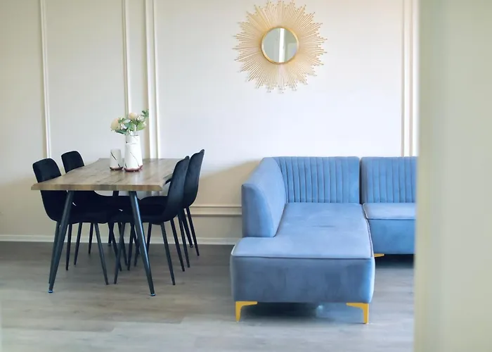 Miku - Unique 3 Bedroom At Olympic דירה *