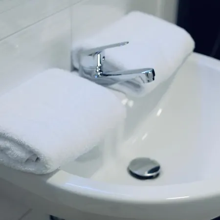 Miku - Unique 3 Bedroom At Olympic * Tirana