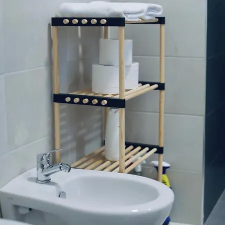 Miku - Unique 3 Bedroom At Olympic Apartment