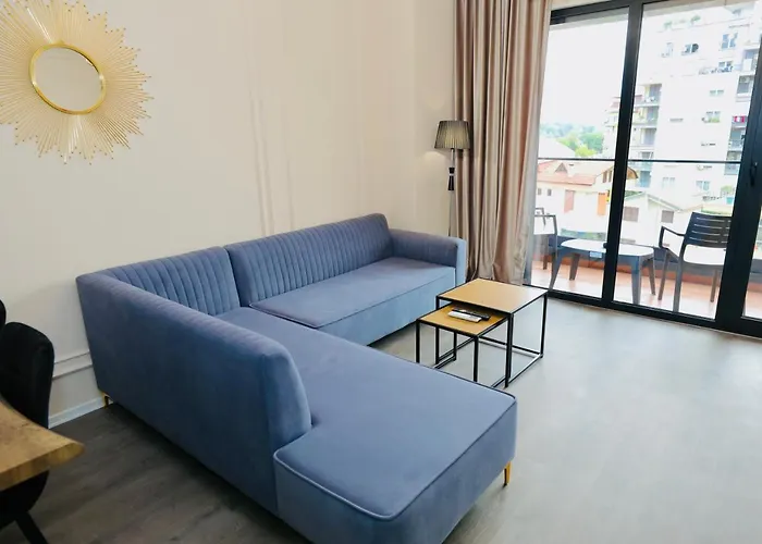 Miku - Unique 3 Bedroom At Olympic Appartement *