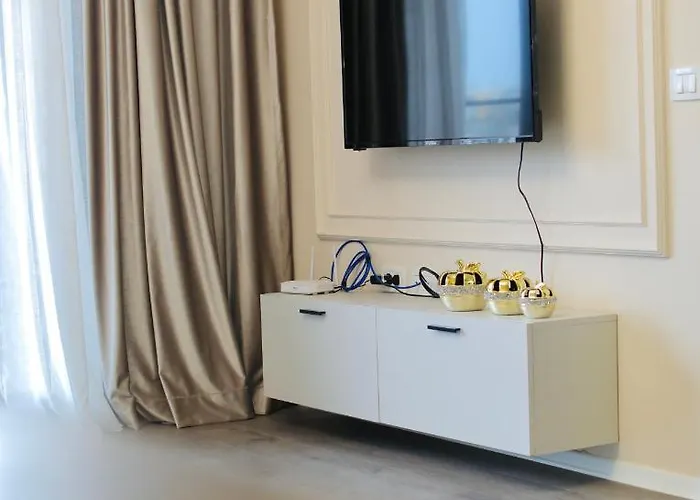 Miku - Unique 3 Bedroom At Olympic *