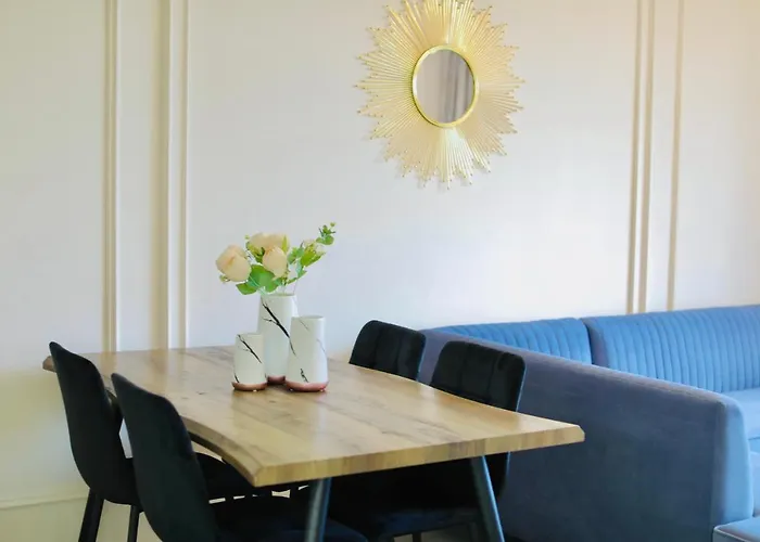 Appartement Miku - Unique 3 Bedroom At Olympic Tirana