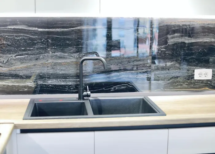 Miku - Unique 3 Bedroom At Olympic *