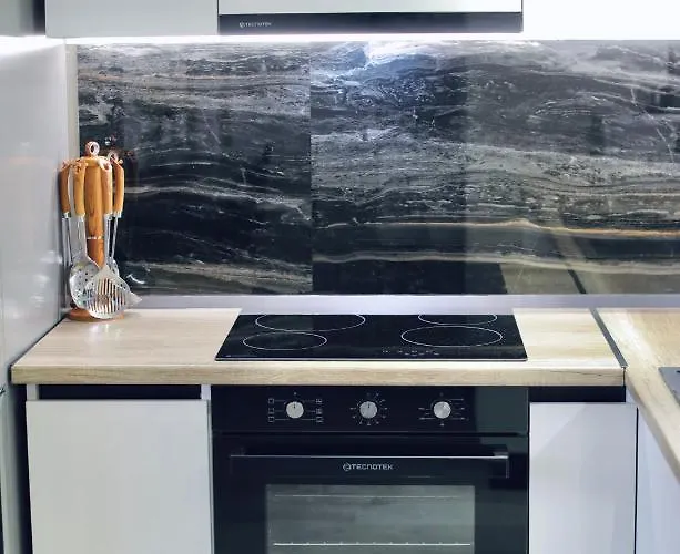 Miku - Unique 3 Bedroom At Olympic Tirana